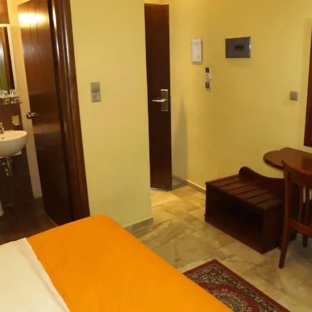 Filoxenia 1 Apartment *
